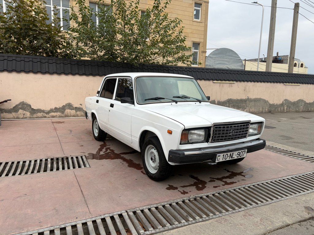 Lada (VAZ) 2107, 1.6 L, 2004 il, 100 000 km 10-NL-907 — Avtomobillər, Gəncə (7)