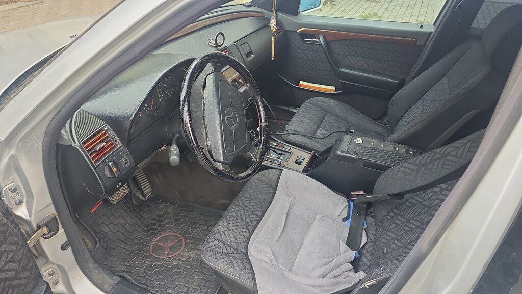 Mercedes C 220, 2.2 L, 1994 il, 552 000 km 99-MF-480 — Avtomobillər, Quba (2)