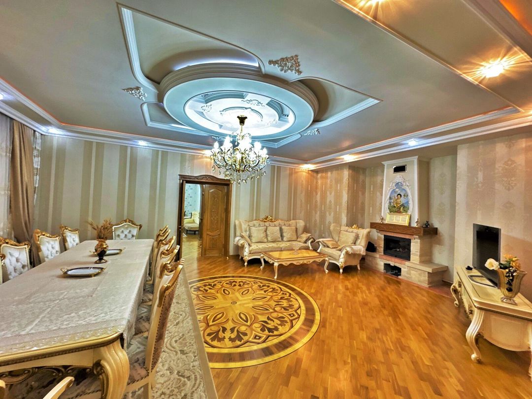 Satılır 9 otaqlı həyət evi/bağ evi 800 m² — Ev, villa, Bakı (6)