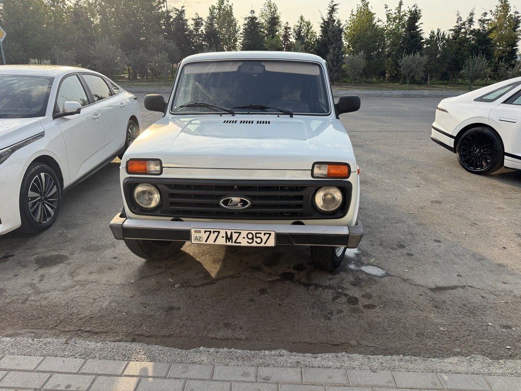 Lada (VAZ) Niva, 1.7 L, 2013 il, 270 000 km 77-MZ-957 — Avtomobillər, Bakı
