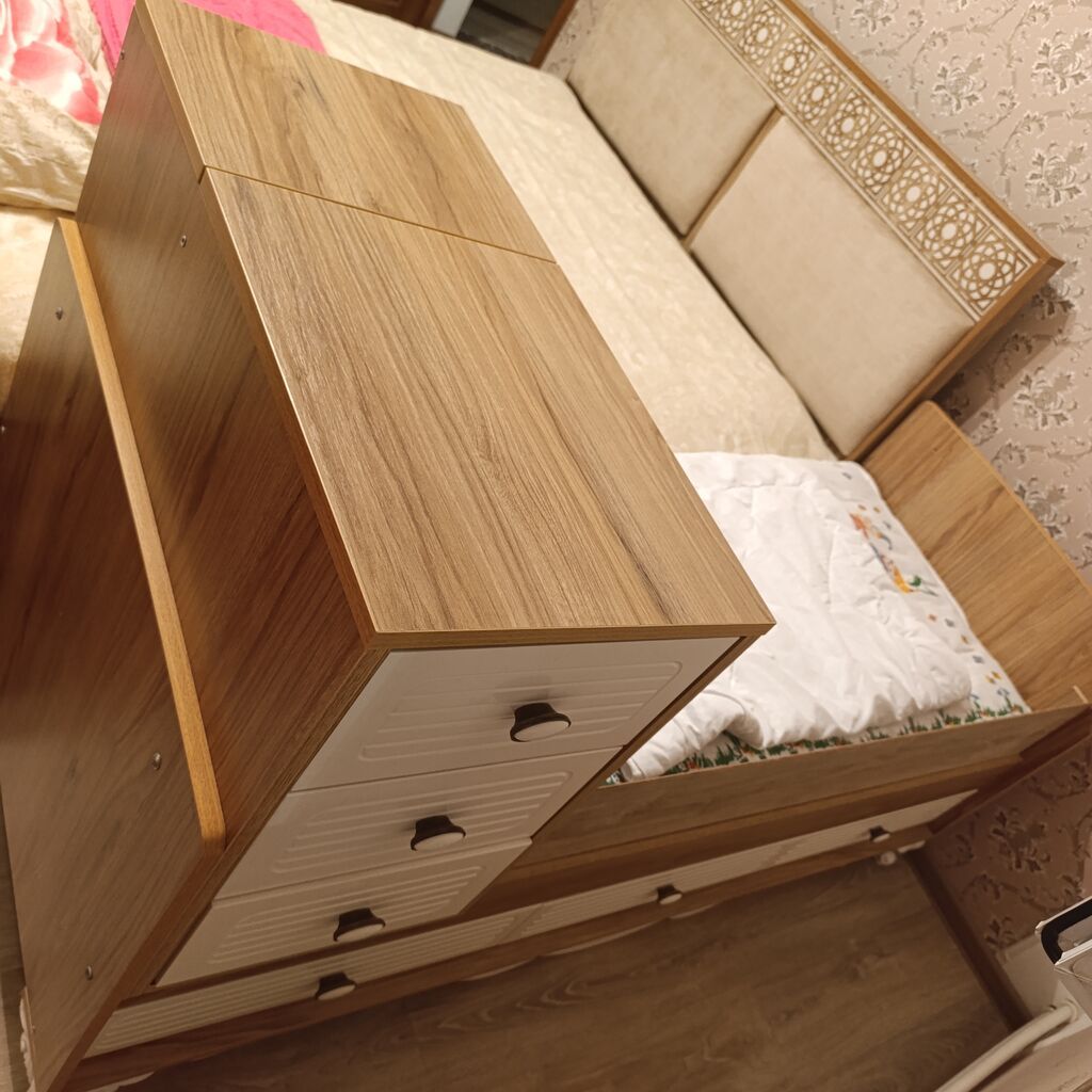 Oğlan və qız üçün, İşlənmiş, Dördbucaq, Beşik, Dəst ilə, Matras ilə, Yellənmə mexanizmi ilə — Bəşikləri, Digah (2)