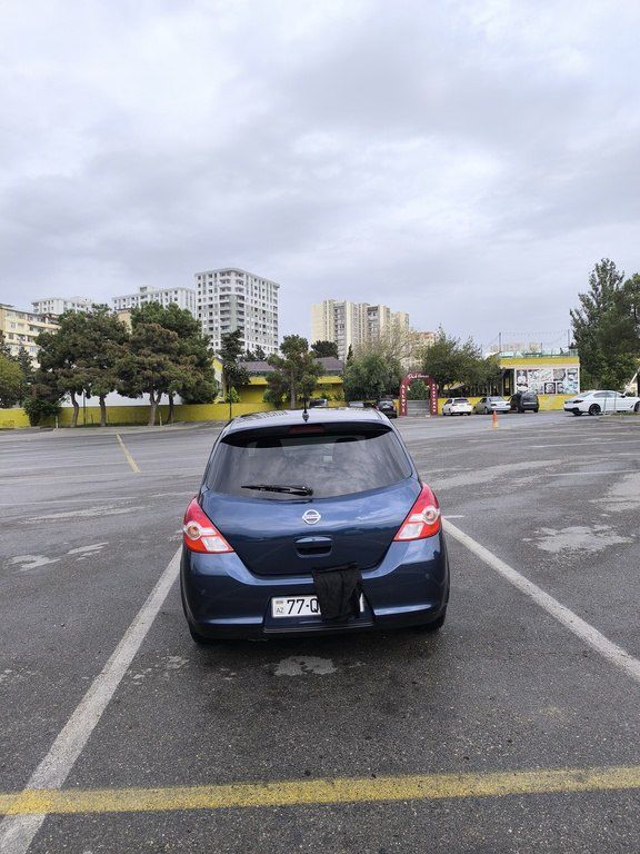 Nissan Tiida, 1.5 L, 2010 il, 345 500 km — Avtomobillər, Bakı (6)