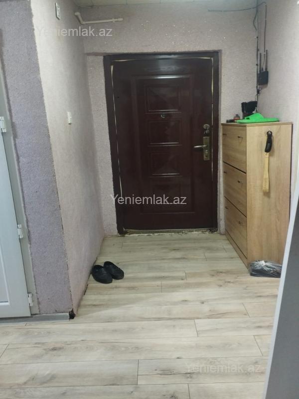 Satılır 3 otaqlı Bina evi menzil (Köhnə tikili), 70 m², 10-cu mikrorayon — Mənzil, Sumqayıt (9)
