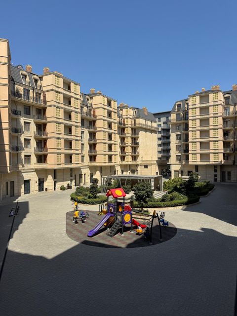 5 otaqlı mənzil, 180 m², Süleyman Vəzirov küç., 11/1 (Monparnas Residence) — Bakı