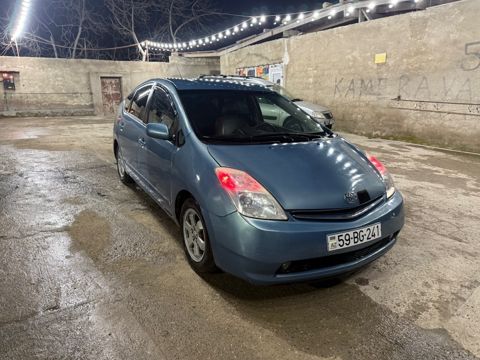 Toyota Prius, 1.5 L, 1.3 kWh, 2006 il, 300 000 km — Bakı