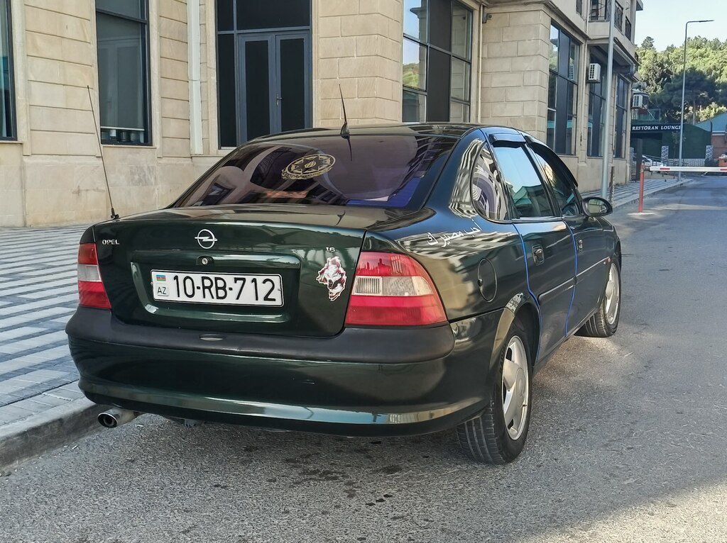 Opel Vectra, 1.6 L, 1998 il, 370 000 km 10-RB-712 — Avtomobillər, Bakı (2)