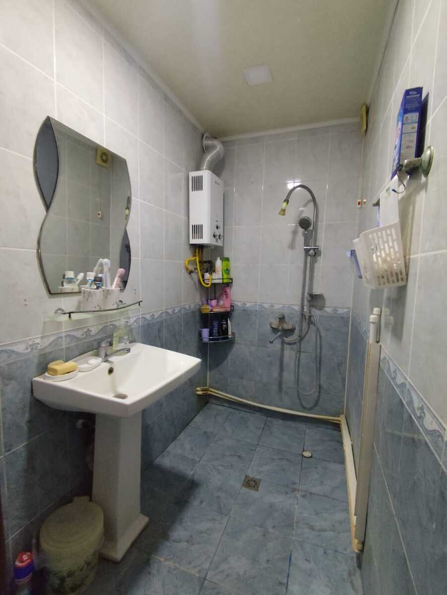 Satılır 2 otaqlı köhnə tikili 65 m² — Mənzil, Bakı (12)