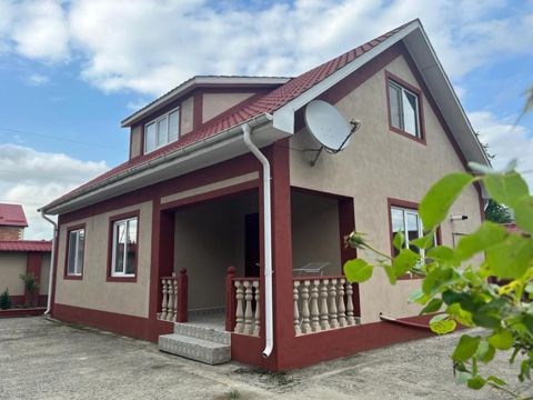 İcarəyə verilir 2 otaqlı həyət evi/bağ evi 150 m² — Quba