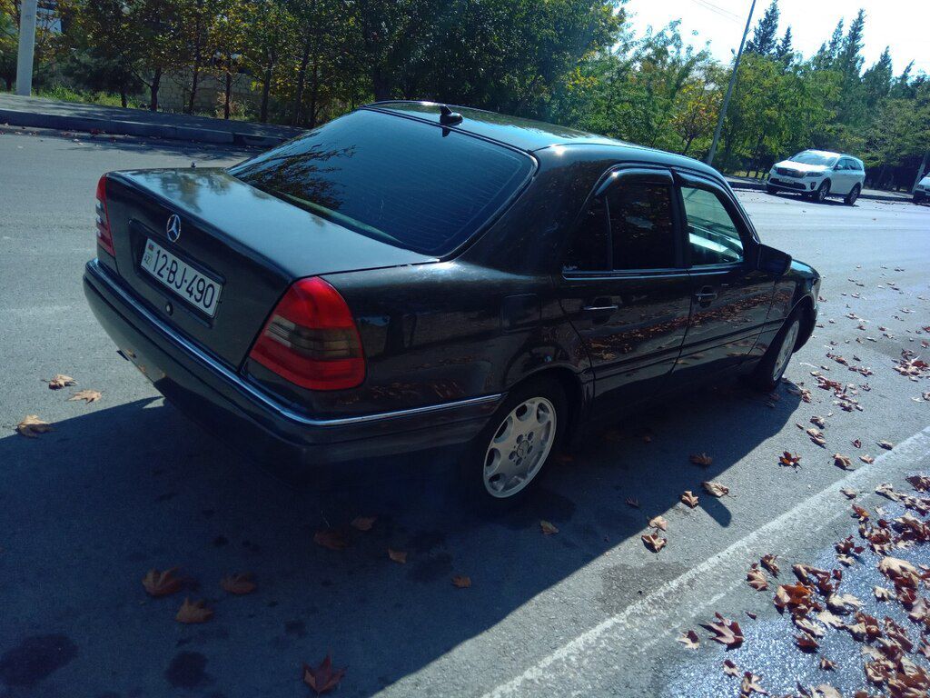 Mercedes C 180, 1.8 L, 1994 il, 356 332 km 12-BJ-490 — Avtomobillər, Mingəçevir (5)