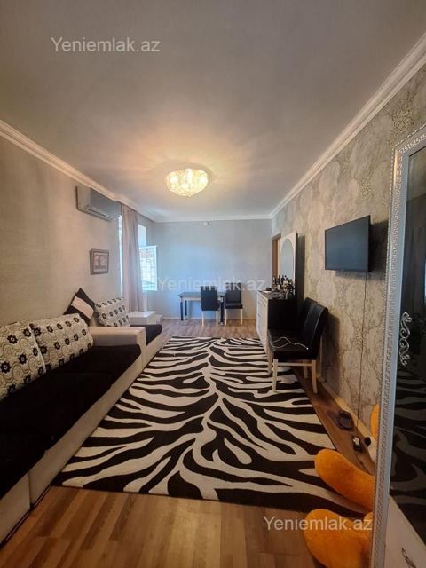 Satılır 2 otaqlı Bina evi menzil (Köhnə tikili), 55 m², 12-ci mikrorayon — Sumqayıt