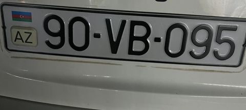 Nömrə nişanı: 90-VB-095 - Ölkə/standart: Azərbaycan, dövlət nömrə — Digah