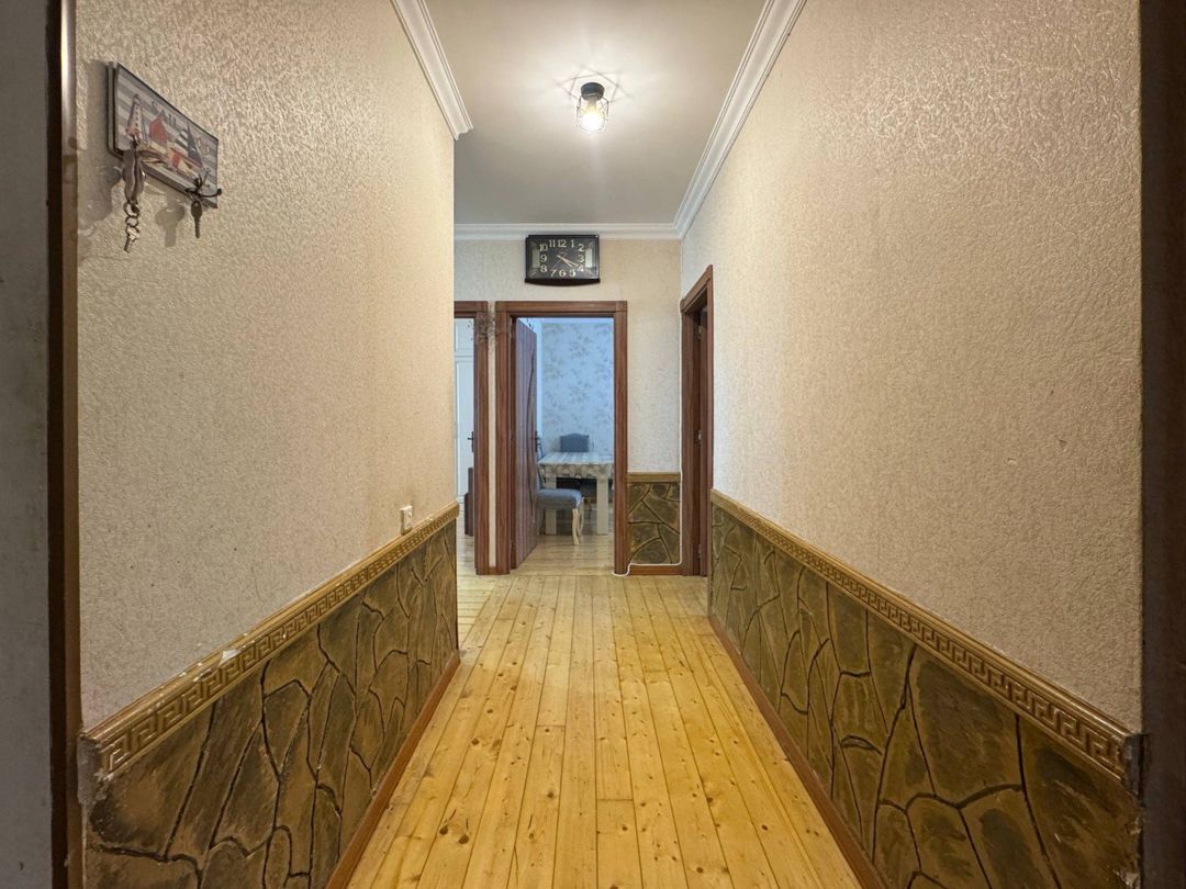 Satılır 4 otaqlı köhnə tikili 115 m² — Mənzil, Bakı (12)