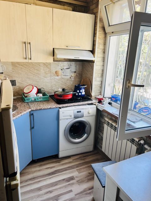 Satılır 2 otaqlı köhnə tikili 40 m² — Bakı