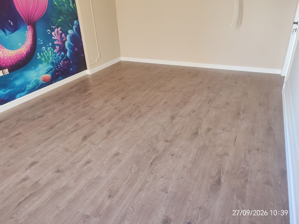 Parket döşəmə xidməti – balıqquyruğu (herringbone) və düz xətt dizaynı — Döşəmə və tavan işləri, Bakı (10)