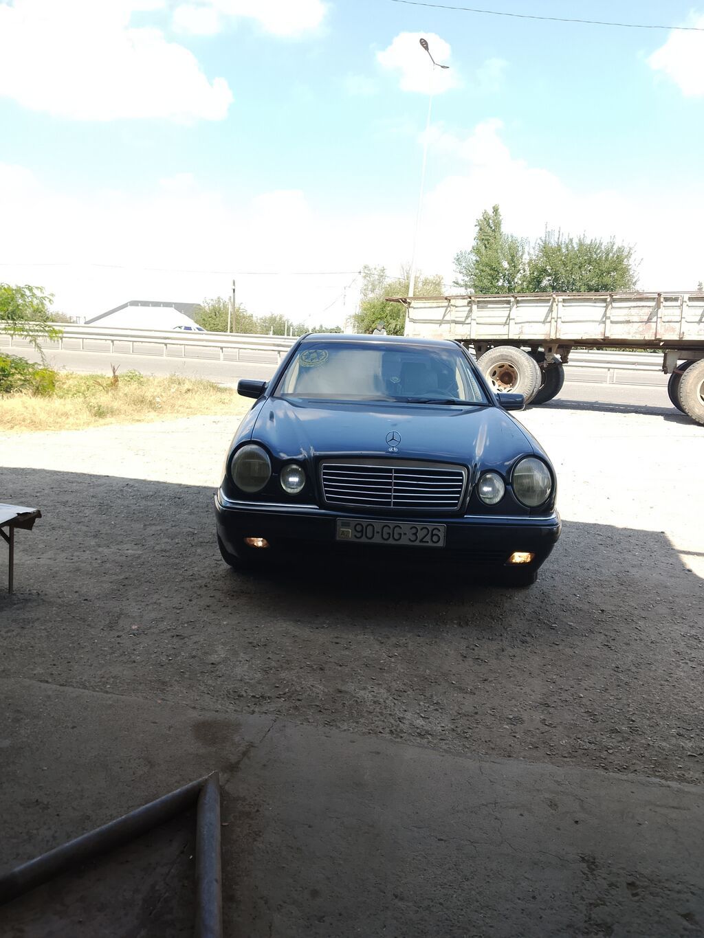 Mercedes-Benz E-Class: 2.3 l 1996 il Sedan 90-GG-326 — Avtomobillər, Goranboy