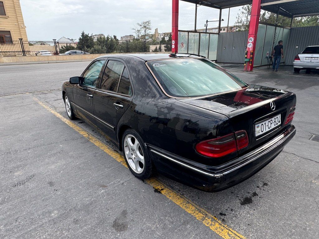 Mercedes E 320, 3.2 L, 2000 il, 600 000 km 01-CP-824 — Avtomobillər, Bakı (8)