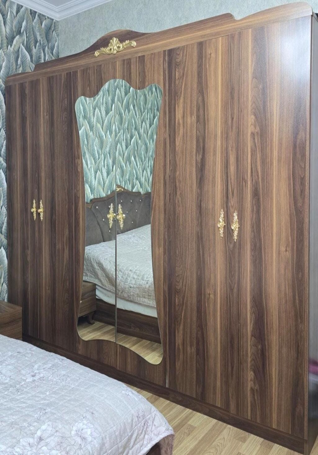 Dolab 230 azn. unvan Masazir. *N17 — Mebel, Bakı