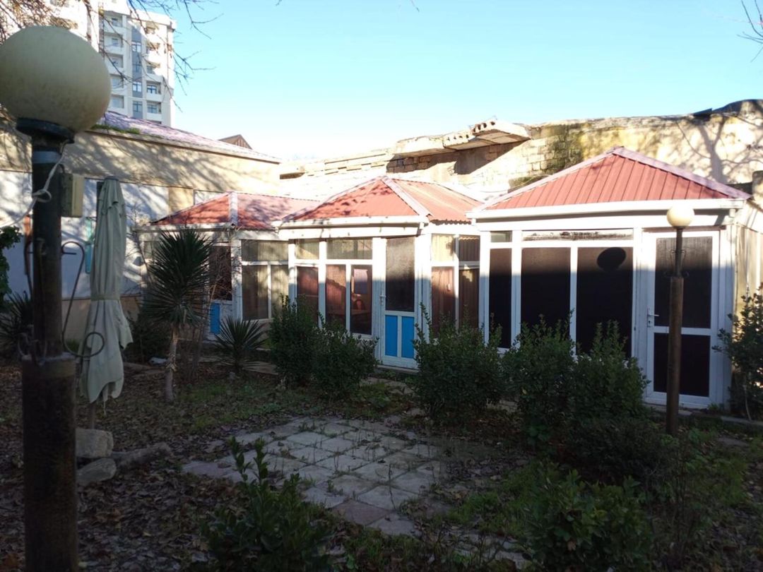 Satılır obyekt 173 m² — Əmlak, Bakı (3)