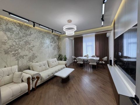 Satılır 3 otaqlı yeni tikili 115 m² — Bakı