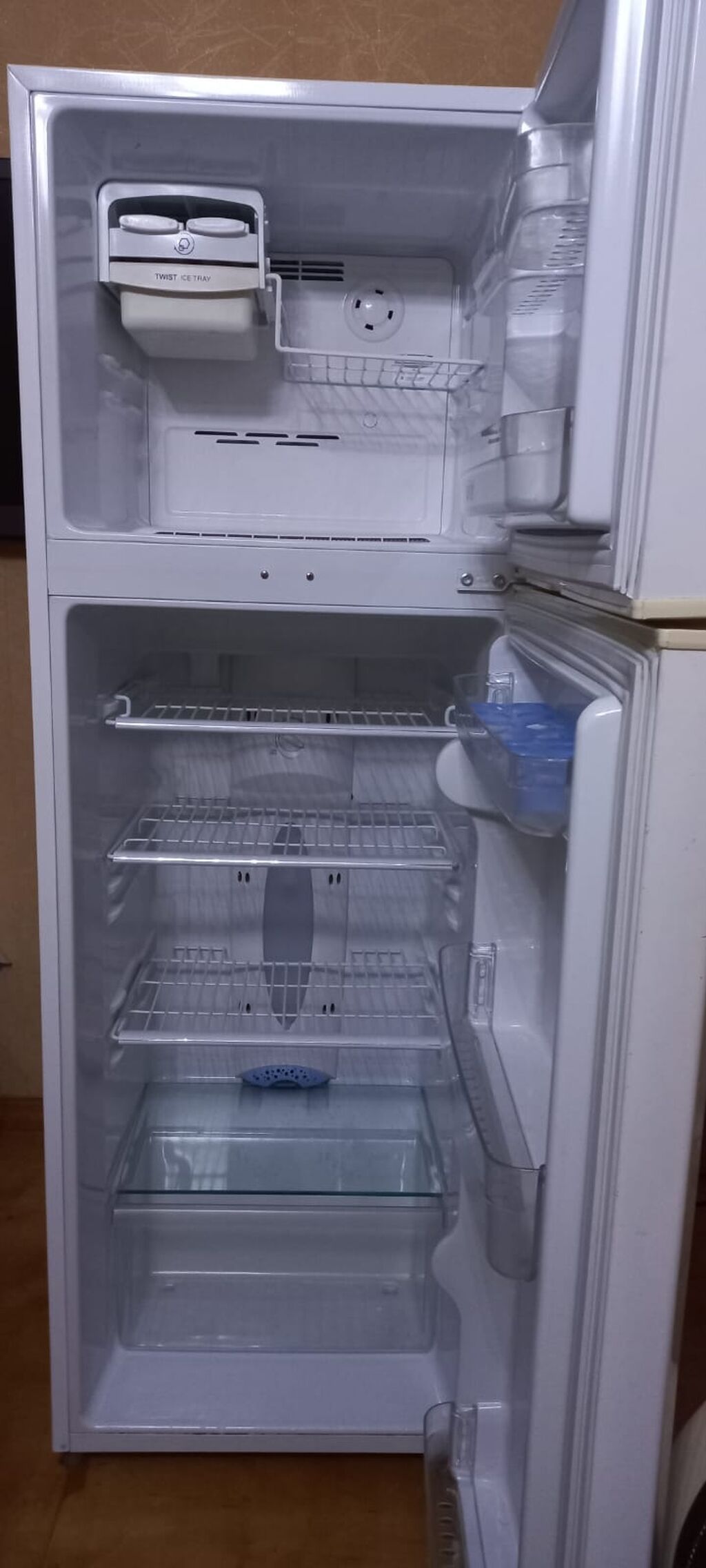 Soyuducu LGçox səliqəlidir,matoru tam işlək,cüzi problemi var,ustaya — Soyuducular, Digah (4)