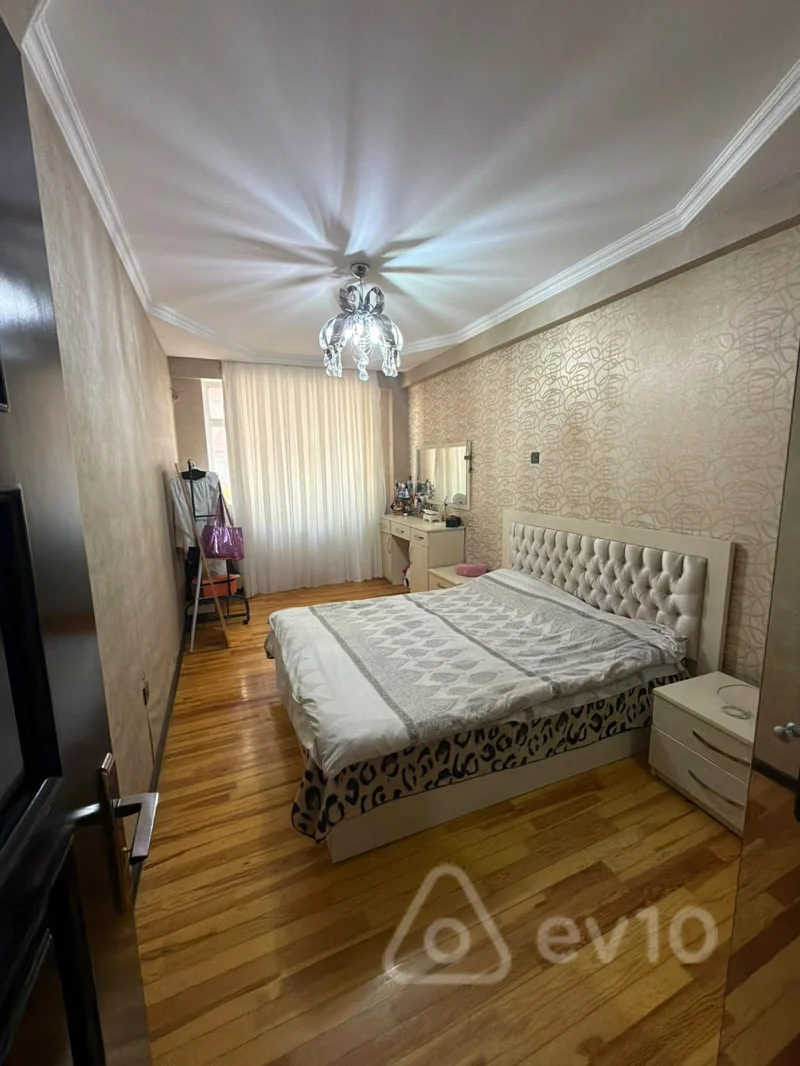 3 otaqlı mənzil, 115 m², Əsəd Əhmədov küçəsi — Bakı