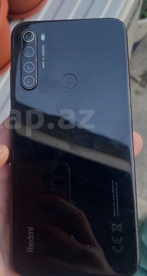 Redmi Note 8 128Gb yaddaş təmiz telefondur xanım işlədib. hərbirşeyi — Bakı