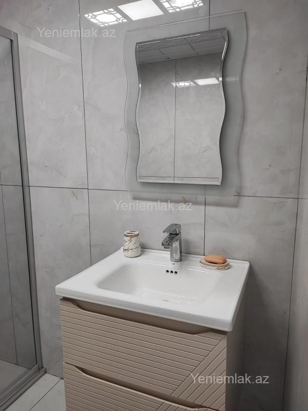 Satılır 2 otaqlı Bina evi menzil (Köhnə tikili), 47 m², Binəqədi rayonu — Mənzil, Bakı (12)