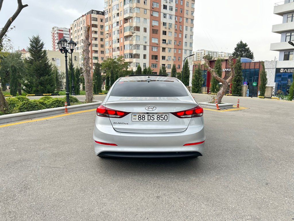 Hyundai Elantra, 2.0 L, 2018 il, 64 000 km 88-DS-850 — Avtomobillər, Bakı (7)