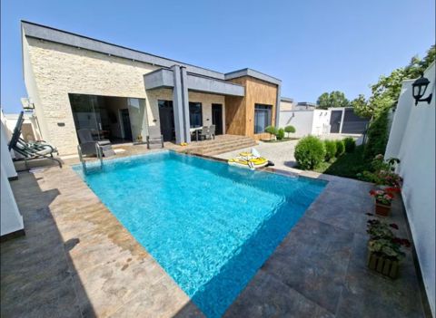 İcarəyə verilir 4 otaqlı həyət evi/bağ evi 220 m² — Bakı