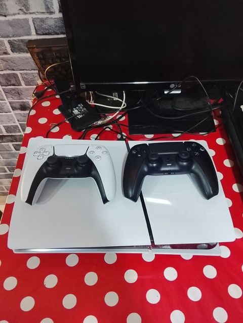 PlayStation 5 Slim PlayStation 5 Fat Madellərin Alıram. Satan Olsa — Bakı