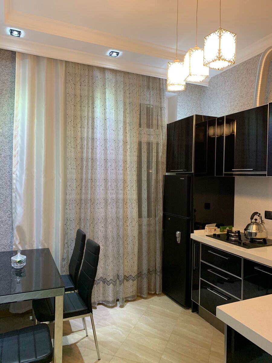 Satılır 2 otaqlı köhnə tikili 60 m² — Mənzil, Bakı (9)