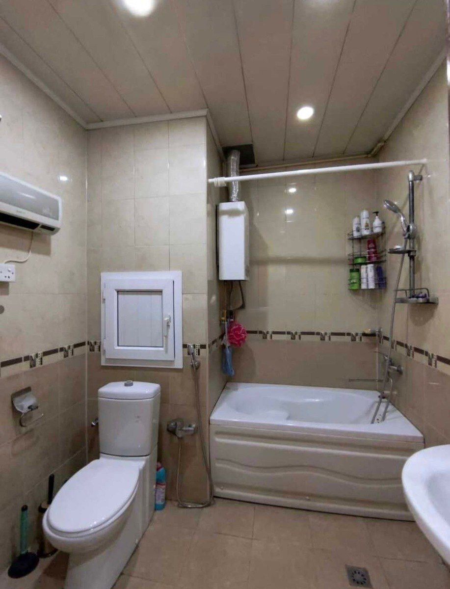 Satılır 4 otaqlı köhnə tikili 105 m² — Mənzil, Bakı (6)
