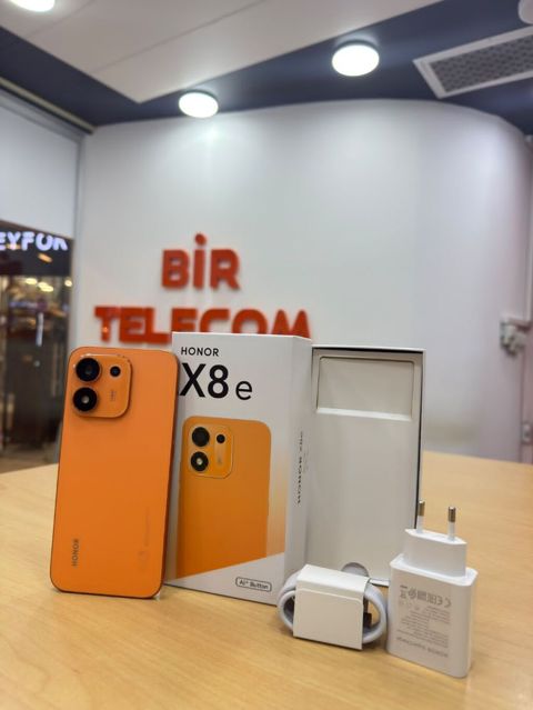 Honor X8e 6/256GB 650AZN Alış zamanı ƏDV Qebzi verilir — Bakı