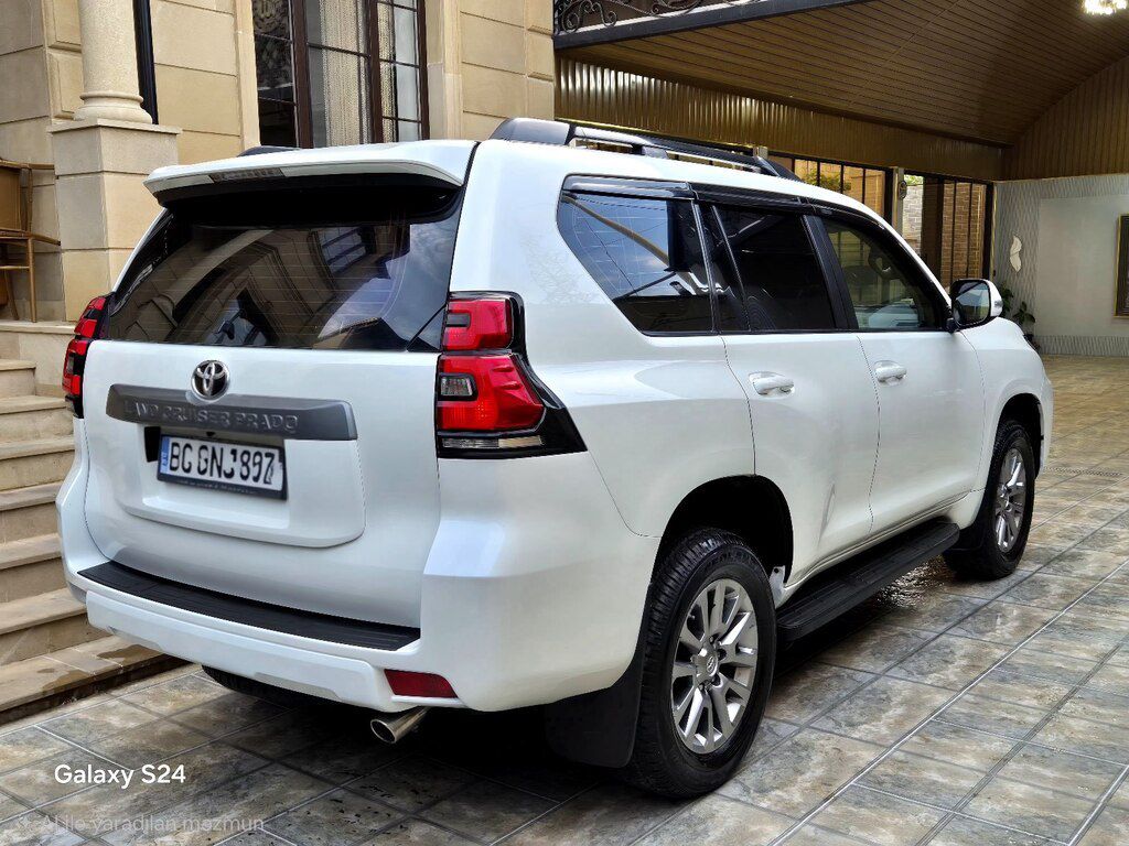 Toyota Land Cruiser Prado, 2.7 L, 2017 il, 145 000 km — Avtomobillər, Bakı (11)