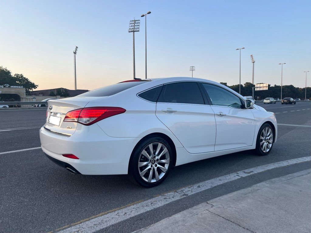 Hyundai i40, 2.0 L, 2013 il, 155 000 km — Avtomobillər, Bakı (4)