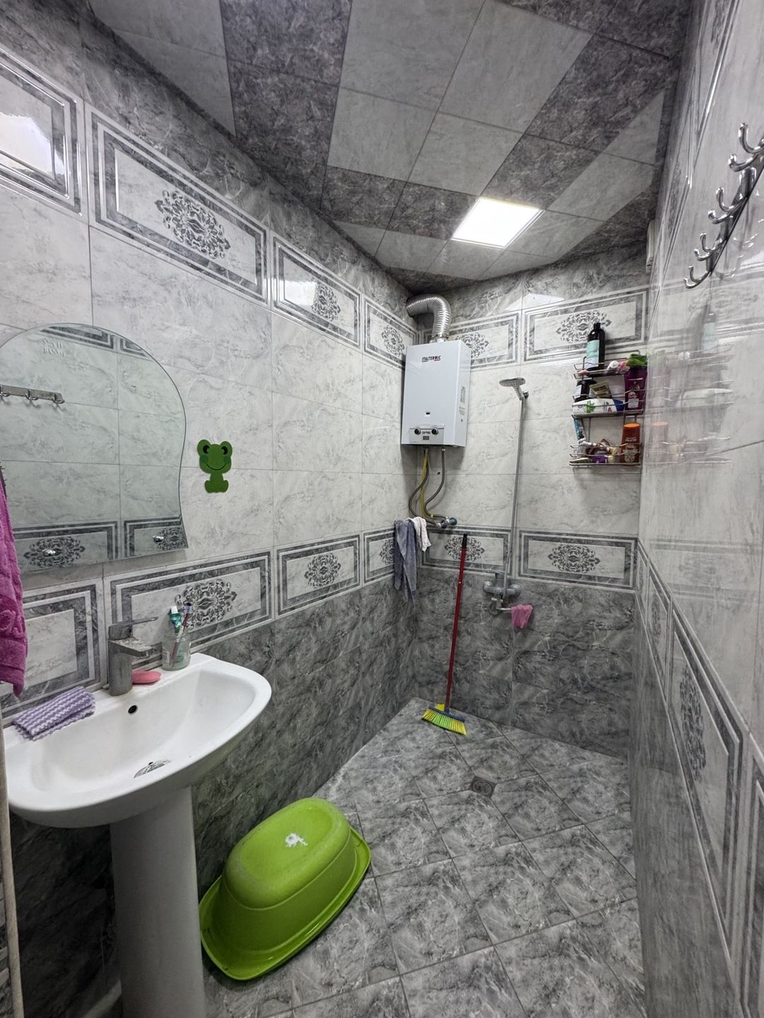 İcarəyə verilir 2 otaqlı köhnə tikili 75 m² — Mənzil, Bakı (7)