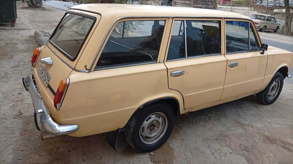 Lada (VAZ) 2102, 1.3 L, 1979 il, 400 000 km 10-FJ-570 — Avtomobillər, Bakı (2)