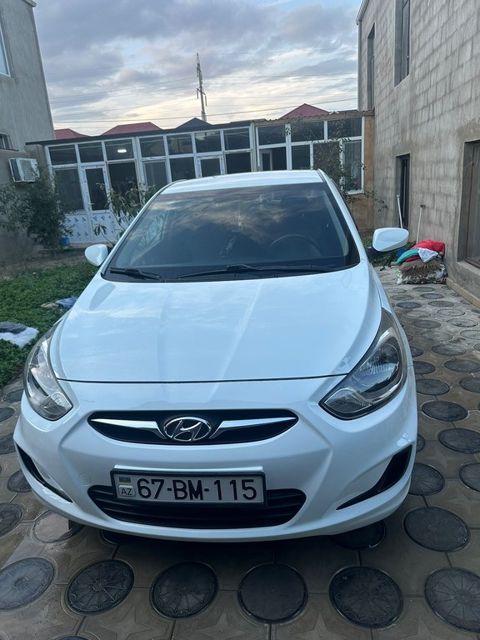 Hyundai Accent, 1.4 L, 2012 il, 253 000 km — Bakı