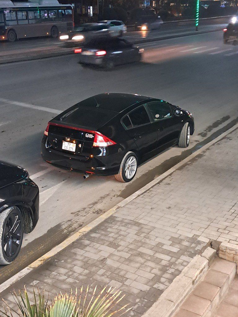 Honda Insight, 1.3 L, 0.58 kWh, 2009 il, 351 000 km 77-CS-275 — Avtomobillər, Bakı (9)