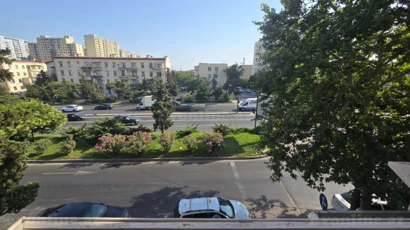 Satılır 1 otaqlı Mənzil Köhnə tikili 35 m² Bakı, Nizami r., Qara Qarayev m., 8-ci kilometr — Mənzil, Bakı (8)