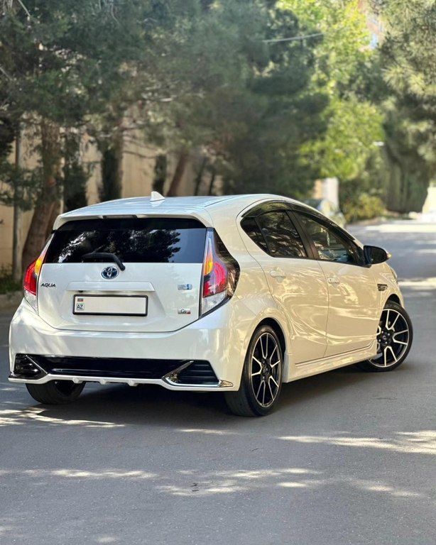 Toyota Aqua, 1.5 L, 0.9 kWh, 2017 il, 59 000 km — Avtomobillər, Ağdaş (9)