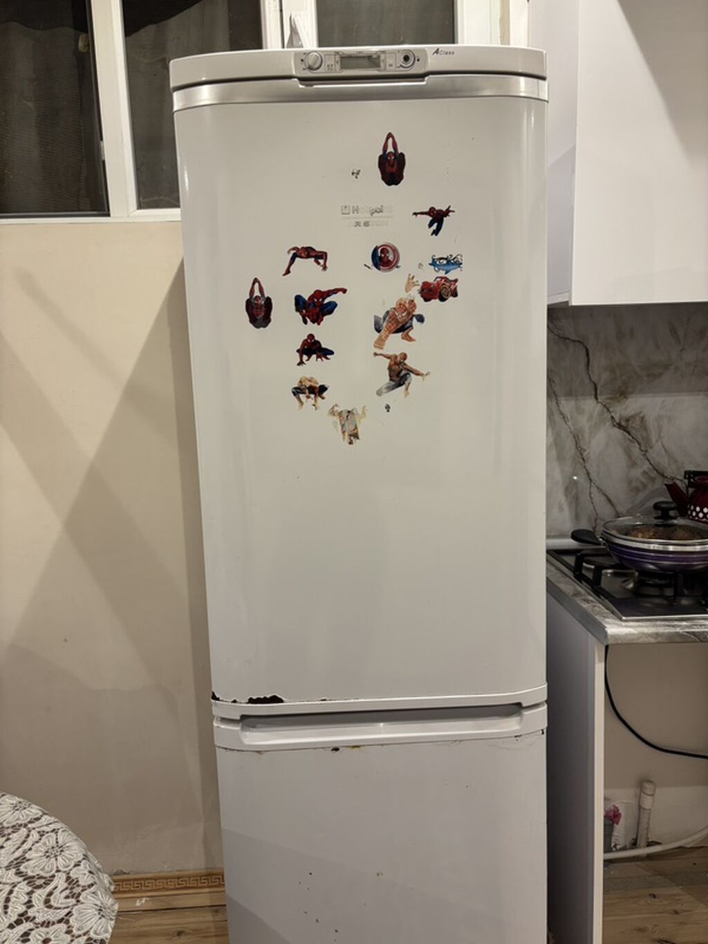 İşlənmiş 2 qapılı Hotpoint Ariston Soyuducu Satılır, rəng - Ağ — Soyuducular, Digah (2)
