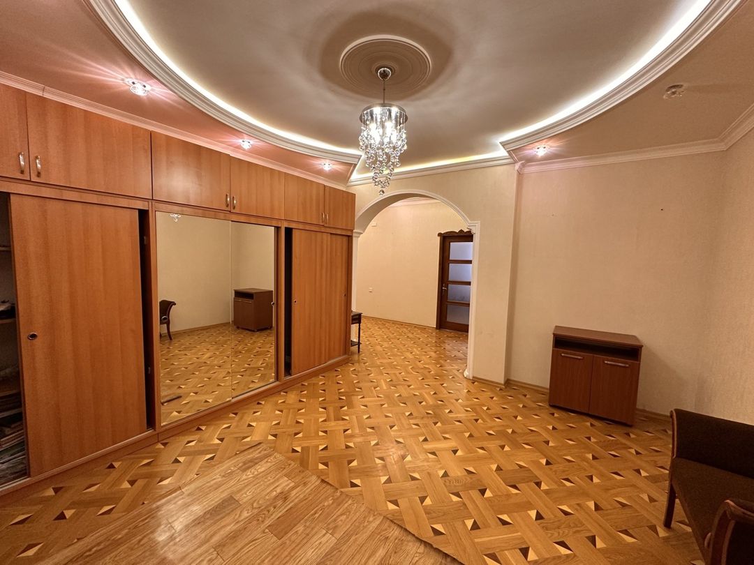 Satılır 3 otaqlı yeni tikili 140 m² — Mənzil, Bakı (2)