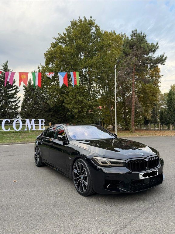 BMW 530e, 2.0 L, 12 kWh, 2023 il, 79 000 km — Avtomobillər, Mingəçevir (3)