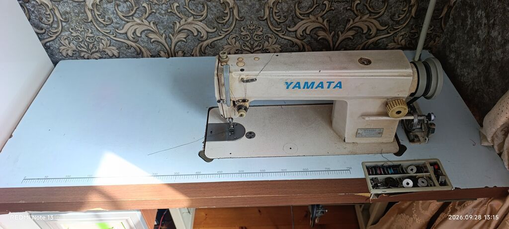 Yamata sənaye tikiş maşını – stol və ayaq pedalı ilə - Brend/model — Tikiş və işəmə maşınları, Digah (4)