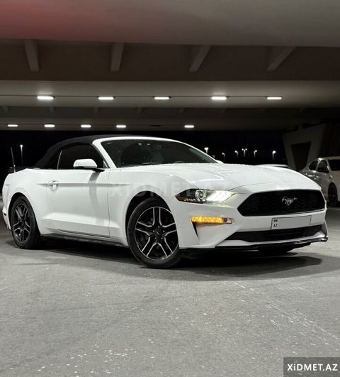 Ford Mustang Cabrio icaresi — Nurlan