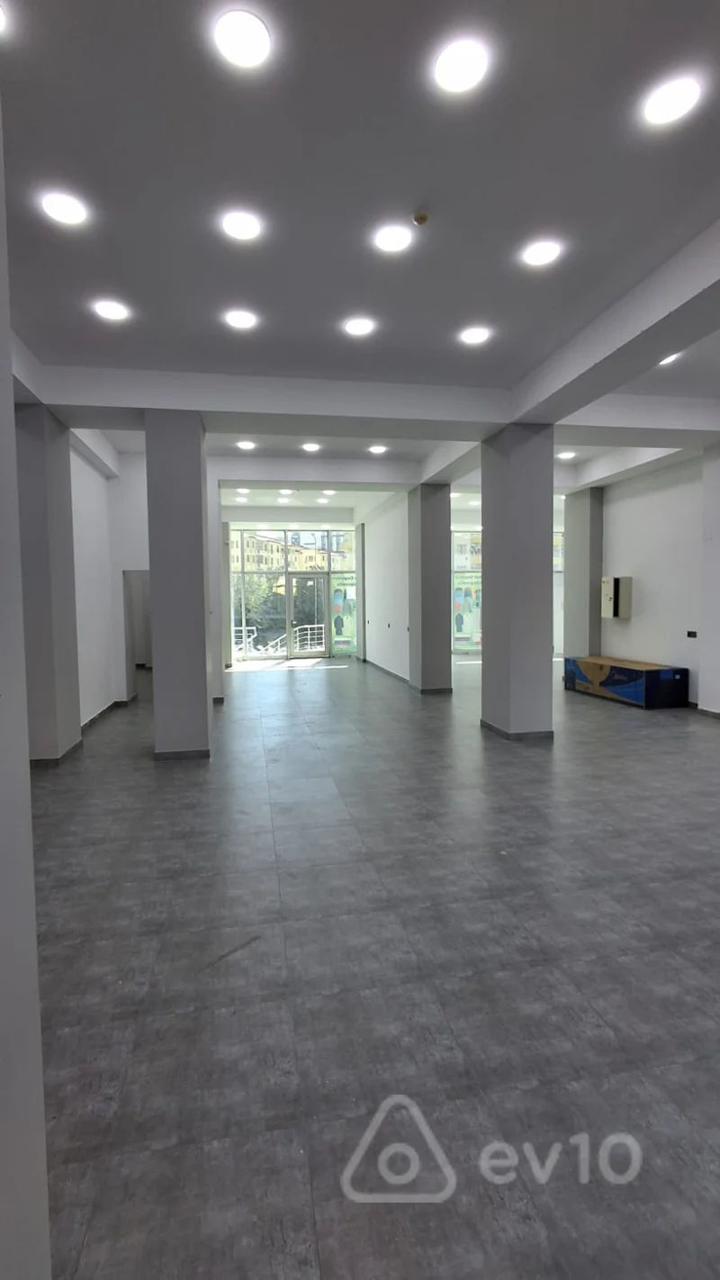 Obyekt, 200 m², gəncə pr — kirayə — Bakı