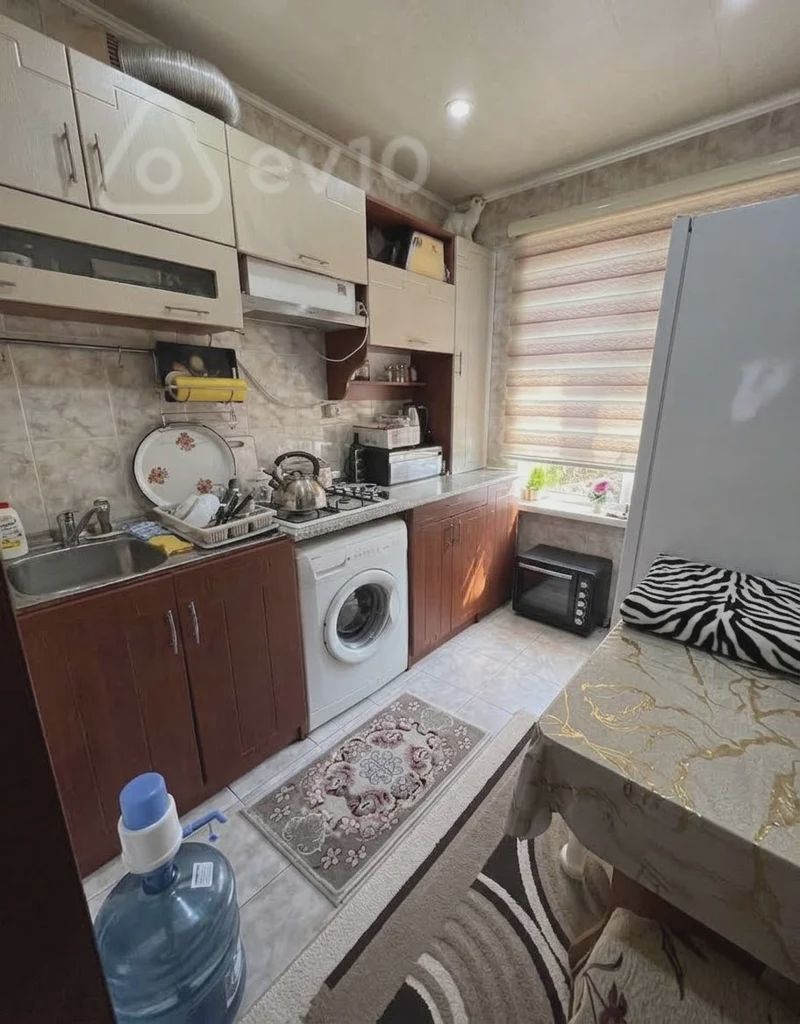 For sale: 3-room apartment (old building), 68 m² — Mənzil, Bakı (11)