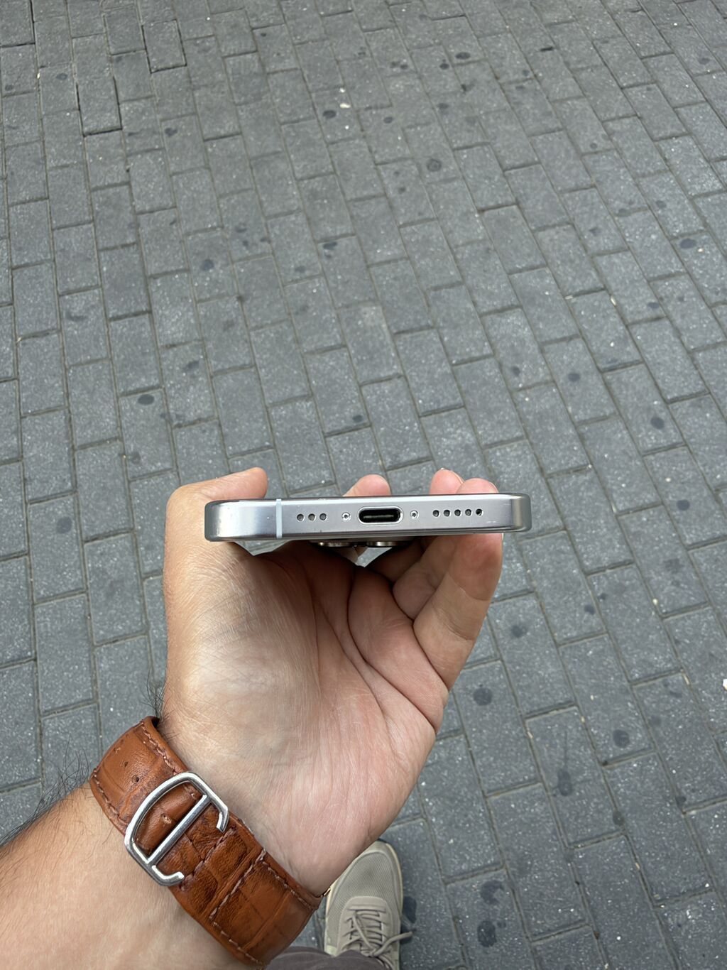 IPhone 16 Pro, 256 GB, White Titanium, Sənədlərlə, Zəmanət — Apple iPhone, Bakı (5)