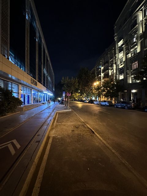 Satılır 2 otaqlı köhnə tikili 55 m² — Bakı